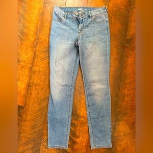 Old Navy Light Wash Super Skinny